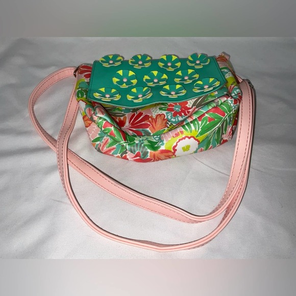 TARGET PINK GREEN YELLOW FLORAL FAUX LEATHER GIRLS SHOULDER BAG PURSE - Picture 3 of 10